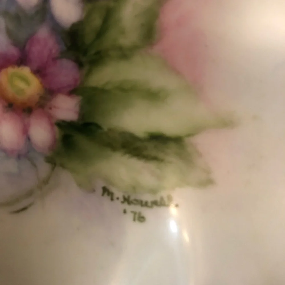 Vintage Hand-Painted Porcelain Trinket Dish — Signed 1976 — Shabby Cottage Chic🌸